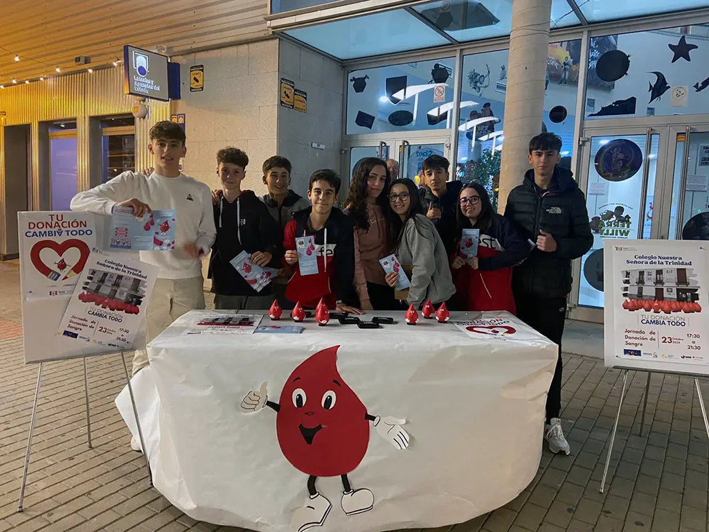 Presentación de la Donación de Sangre en el colegio Nuestra Señora de la Trinidad